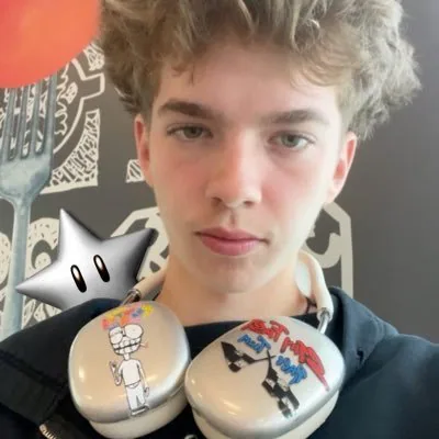 trav profile picture
